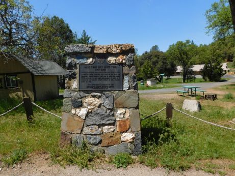 [Picture of Second Garrote landmark]